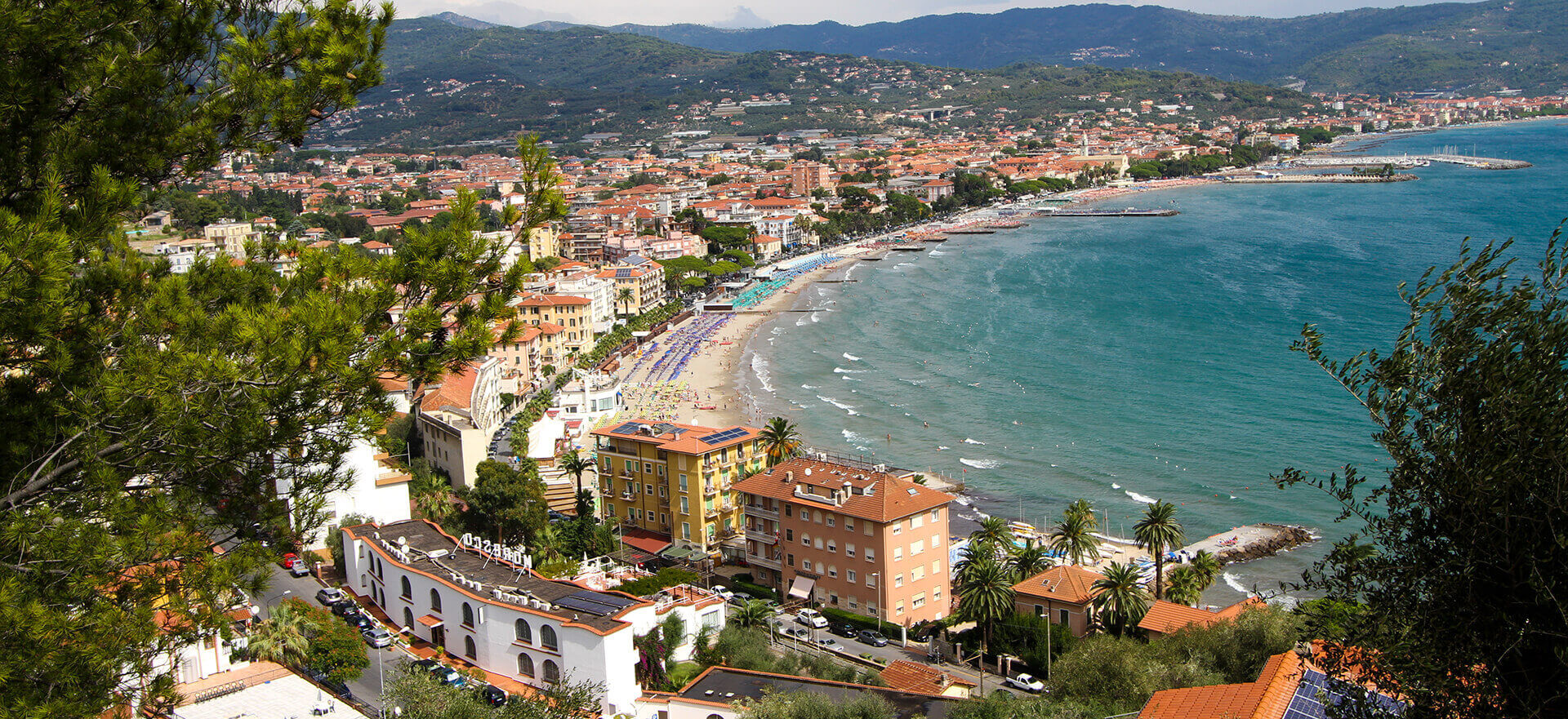 
                            Detail of Hotel Moresco in Diano Marina                        